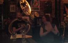 Smith & 9th Ward plays 'Mardi Gras in New Orleans'